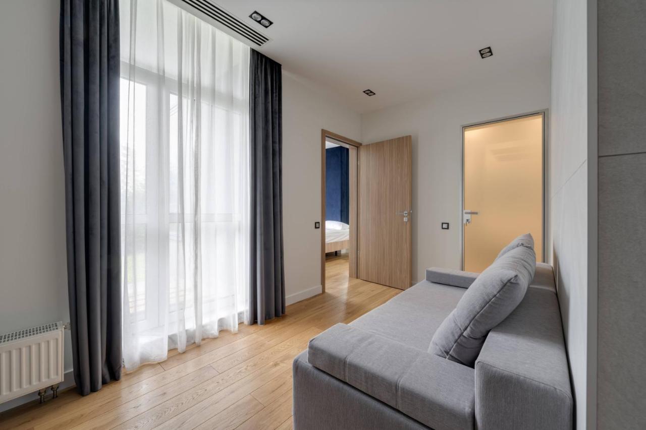 Basis Apartments - Adults Only Kiev Buitenkant foto