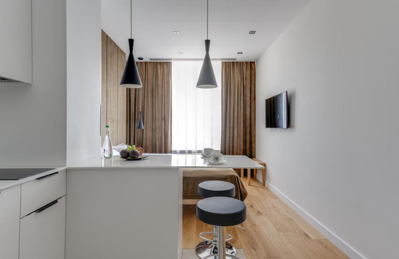 Basis Apartments - Adults Only Kiev Buitenkant foto