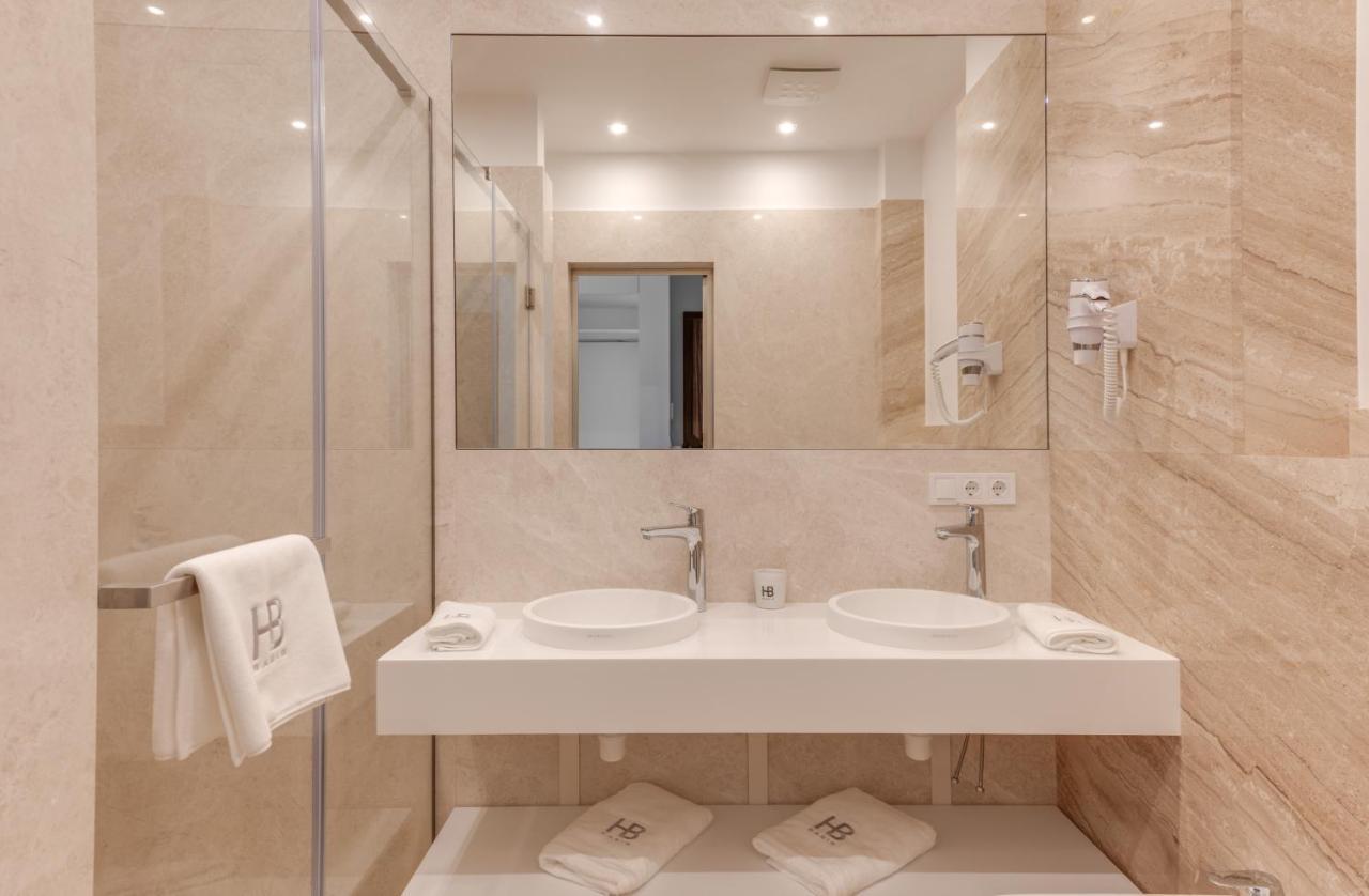 Basis Apartments - Adults Only Kiev Buitenkant foto